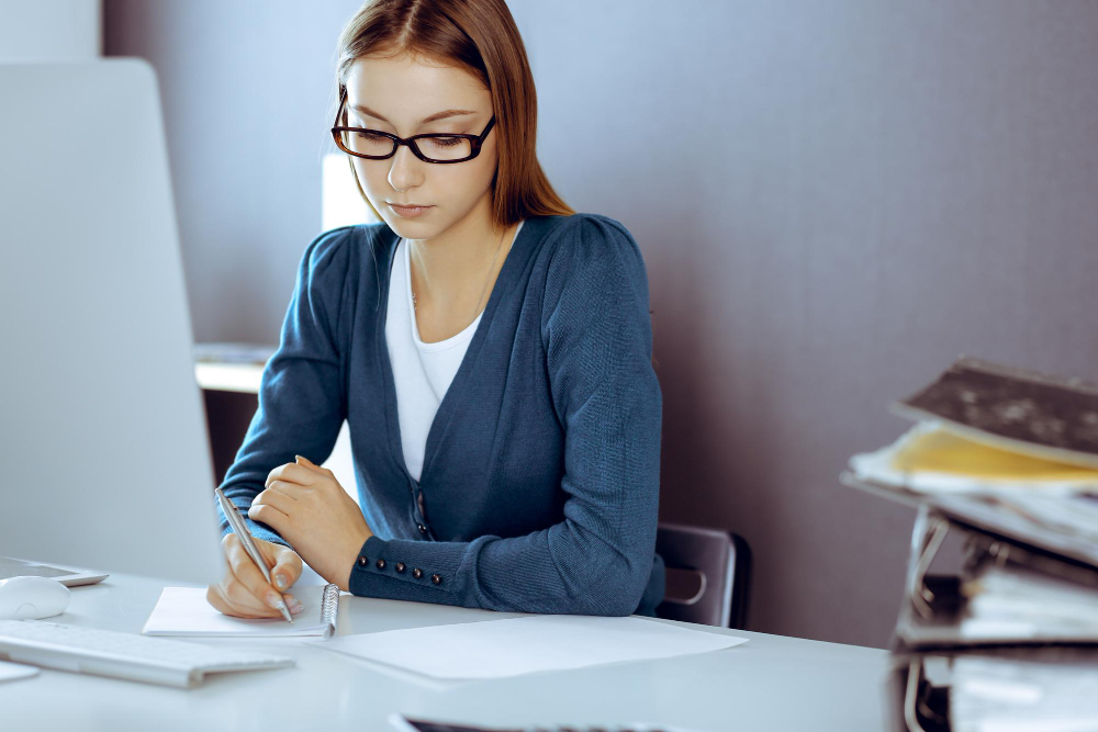 Жалоба в трудовую инспекцию: скачать образец, как написать, подать