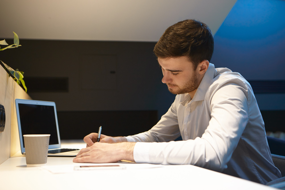 Жалоба в трудовую инспекцию: скачать образец, как написать, подать