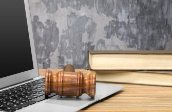 laptop mallet table 1